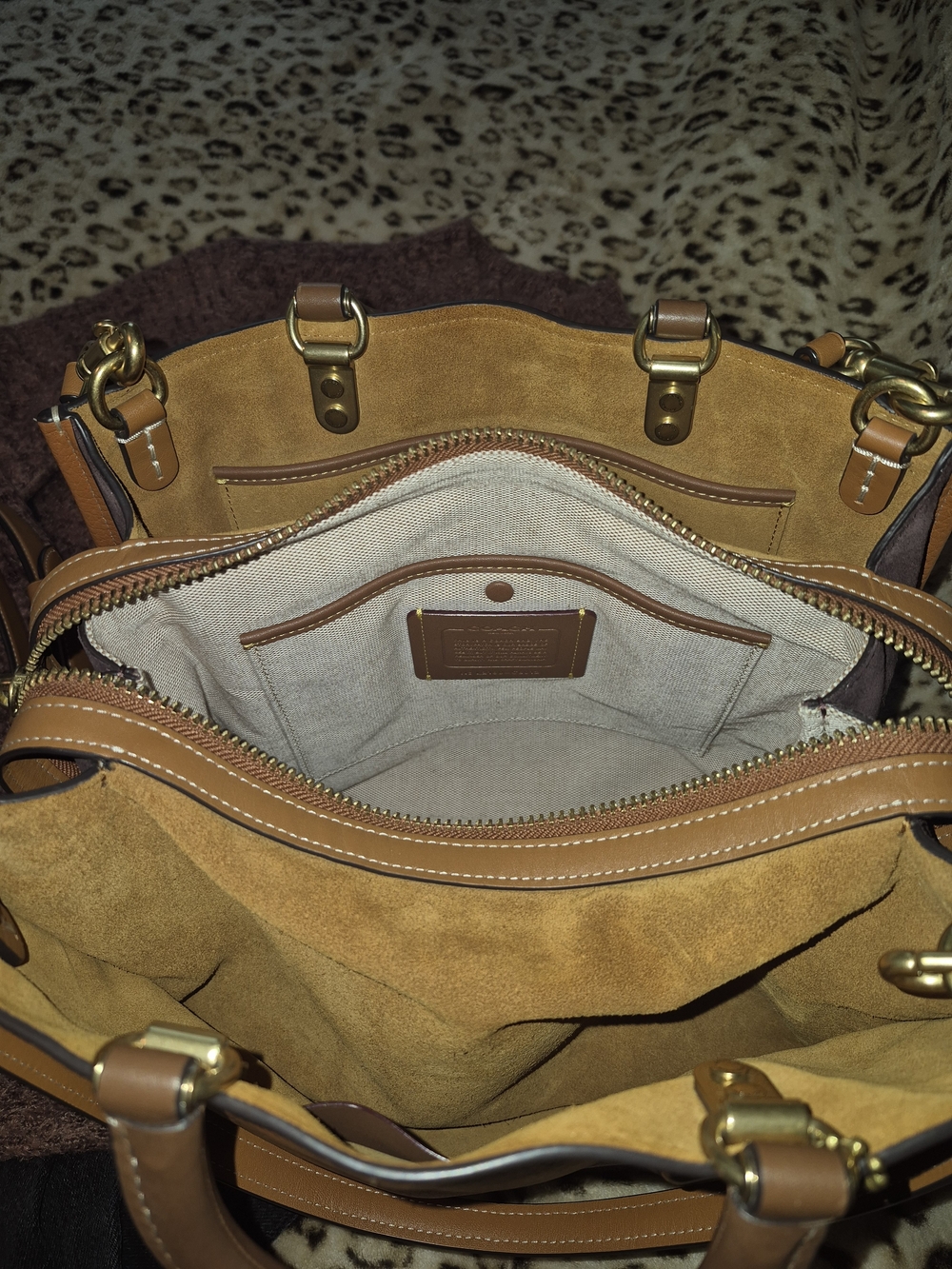 Coach RARE Colorblock Rogue 30! - Picture 10 of 16
